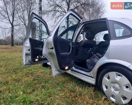 Сірий Опель Вектра, об'ємом двигуна 1.6 л та пробігом 280 тис. км за 3800 $, фото 6 на Automoto.ua