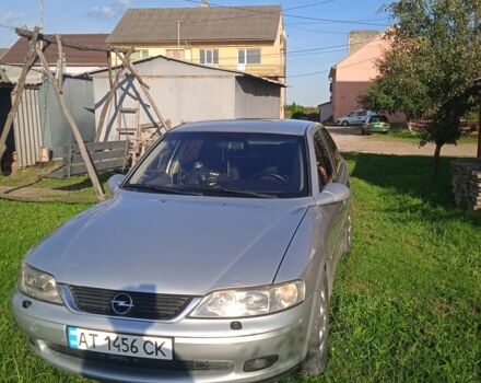 Серый Опель Вектра, объемом двигателя 2 л и пробегом 293 тыс. км за 2890 $, фото 3 на Automoto.ua