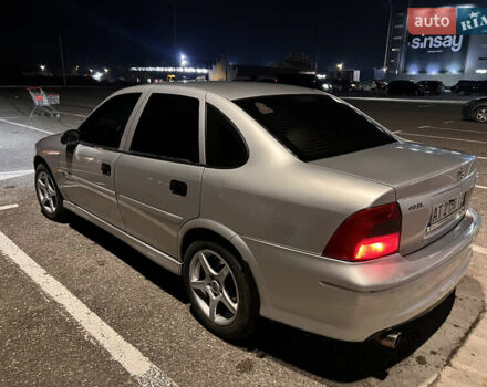 Серый Опель Вектра, объемом двигателя 2.2 л и пробегом 295 тыс. км за 4300 $, фото 4 на Automoto.ua