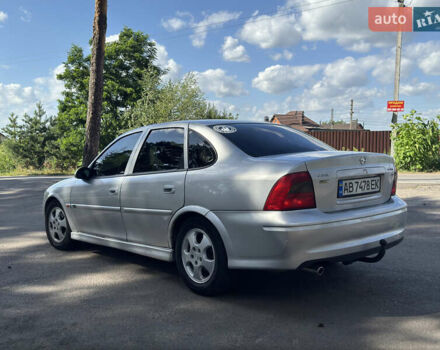 Серый Опель Вектра, объемом двигателя 1.8 л и пробегом 266 тыс. км за 3000 $, фото 5 на Automoto.ua