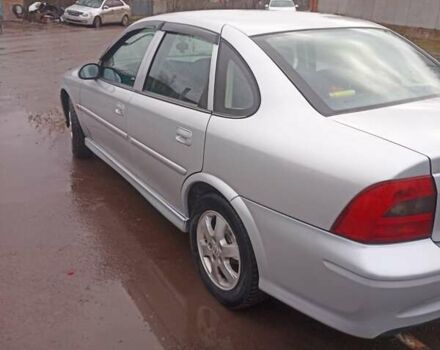 Сірий Опель Вектра, об'ємом двигуна 1.8 л та пробігом 227 тис. км за 4000 $, фото 5 на Automoto.ua