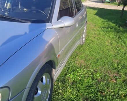 Серый Опель Вектра, объемом двигателя 2 л и пробегом 293 тыс. км за 2890 $, фото 8 на Automoto.ua