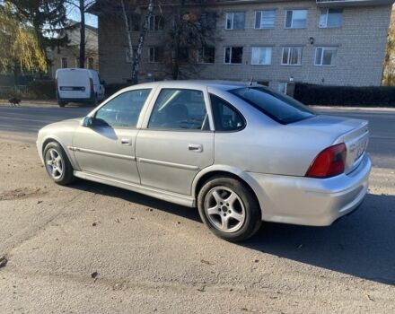 Серый Опель Вектра, объемом двигателя 2.2 л и пробегом 312 тыс. км за 2500 $, фото 2 на Automoto.ua