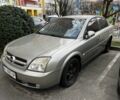 Сірий Опель Вектра, об'ємом двигуна 2.2 л та пробігом 300 тис. км за 2000 $, фото 5 на Automoto.ua