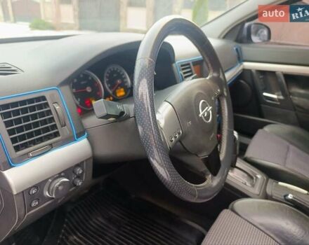 Сірий Опель Вектра, об'ємом двигуна 2.2 л та пробігом 318 тис. км за 4200 $, фото 29 на Automoto.ua