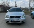 Серый Опель Вектра, объемом двигателя 2.2 л и пробегом 323 тыс. км за 4500 $, фото 5 на Automoto.ua