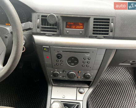 Серый Опель Вектра, объемом двигателя 1.8 л и пробегом 355 тыс. км за 3350 $, фото 22 на Automoto.ua