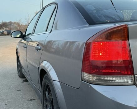 Сірий Опель Вектра, об'ємом двигуна 2.2 л та пробігом 340 тис. км за 3835 $, фото 5 на Automoto.ua