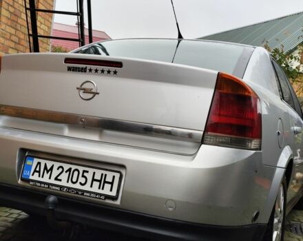 Сірий Опель Вектра, об'ємом двигуна 2.2 л та пробігом 350 тис. км за 3455 $, фото 4 на Automoto.ua