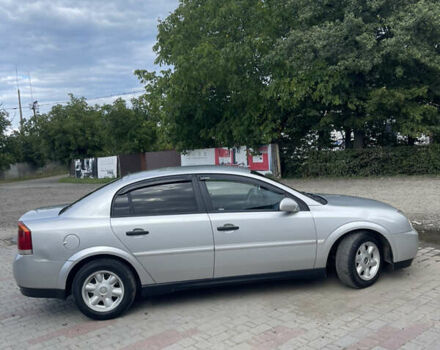 Серый Опель Вектра, объемом двигателя 2 л и пробегом 242 тыс. км за 2999 $, фото 7 на Automoto.ua