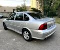 Сірий Опель Вектра, об'ємом двигуна 1.6 л та пробігом 213 тис. км за 3700 $, фото 1 на Automoto.ua
