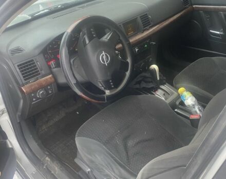 Серый Опель Вектра, объемом двигателя 2.2 л и пробегом 342 тыс. км за 2199 $, фото 5 на Automoto.ua