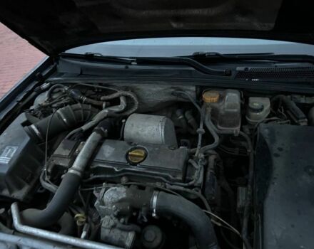 Серый Опель Вектра, объемом двигателя 2 л и пробегом 280 тыс. км за 2350 $, фото 7 на Automoto.ua