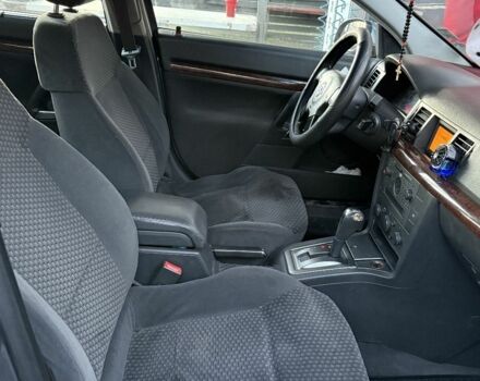 Сірий Опель Вектра, об'ємом двигуна 2.2 л та пробігом 340 тис. км за 3835 $, фото 15 на Automoto.ua