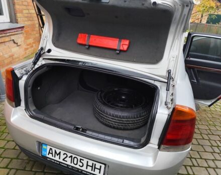 Сірий Опель Вектра, об'ємом двигуна 2.2 л та пробігом 350 тис. км за 3455 $, фото 10 на Automoto.ua