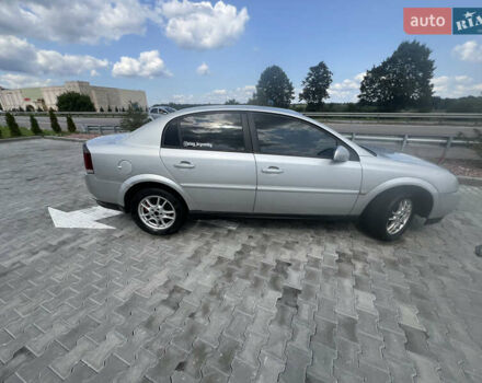 Серый Опель Вектра, объемом двигателя 2.2 л и пробегом 290 тыс. км за 4400 $, фото 2 на Automoto.ua