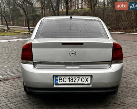 Серый Опель Вектра, объемом двигателя 1.8 л и пробегом 355 тыс. км за 3350 $, фото 5 на Automoto.ua