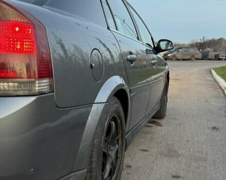 Серый Опель Вектра, объемом двигателя 2.2 л и пробегом 340 тыс. км за 3825 $, фото 2 на Automoto.ua