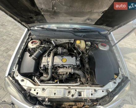 Серый Опель Вектра, объемом двигателя 2.2 л и пробегом 290 тыс. км за 4400 $, фото 9 на Automoto.ua