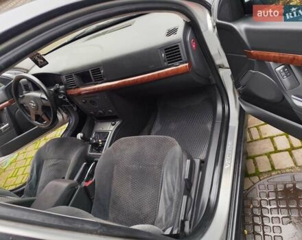 Сірий Опель Вектра, об'ємом двигуна 2.2 л та пробігом 380 тис. км за 3299 $, фото 18 на Automoto.ua