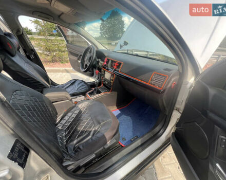 Серый Опель Вектра, объемом двигателя 2.2 л и пробегом 290 тыс. км за 4400 $, фото 10 на Automoto.ua