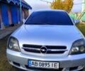 Серый Опель Вектра, объемом двигателя 2.2 л и пробегом 338 тыс. км за 4000 $, фото 1 на Automoto.ua