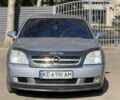 Сірий Опель Вектра, об'ємом двигуна 2.2 л та пробігом 200 тис. км за 3713 $, фото 2 на Automoto.ua
