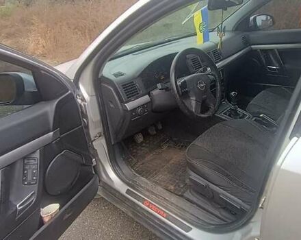 Опель Вектра 2003 в Хмельнике на Automoto.ua Серый Опель Вектра, объемом двигателя 2.17 л и пробегом 347 тыс. км за 3500 $, фото 4 на Automoto.ua