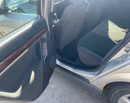 Серый Опель Вектра, объемом двигателя 2.2 л и пробегом 290 тыс. км за 1155 $, фото 14 на Automoto.ua