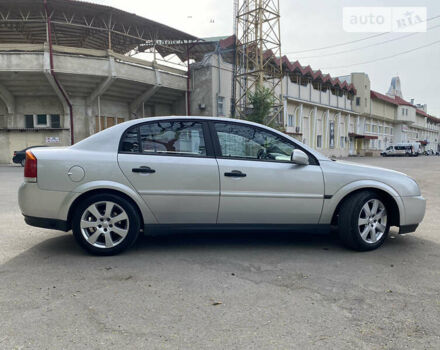 Сірий Опель Вектра, об'ємом двигуна 1.8 л та пробігом 235 тис. км за 4300 $, фото 7 на Automoto.ua