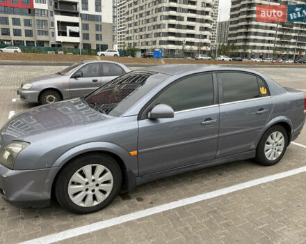 Серый Опель Вектра, объемом двигателя 2.2 л и пробегом 298 тыс. км за 3000 $, фото 1 на Automoto.ua