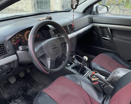 Серый Опель Вектра, объемом двигателя 2 л и пробегом 400 тыс. км за 2800 $, фото 6 на Automoto.ua