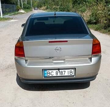 Серый Опель Вектра, объемом двигателя 1.8 л и пробегом 294 тыс. км за 3200 $, фото 3 на Automoto.ua