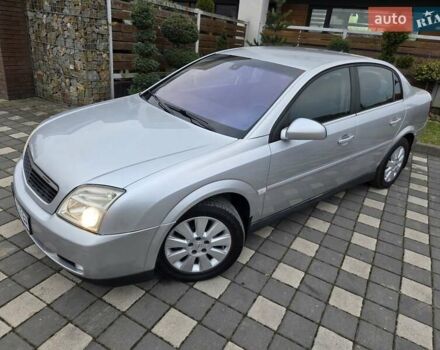 Серый Опель Вектра, объемом двигателя 2.2 л и пробегом 252 тыс. км за 4500 $, фото 4 на Automoto.ua