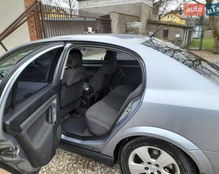 Серый Опель Вектра, объемом двигателя 2.2 л и пробегом 275 тыс. км за 4500 $, фото 7 на Automoto.ua