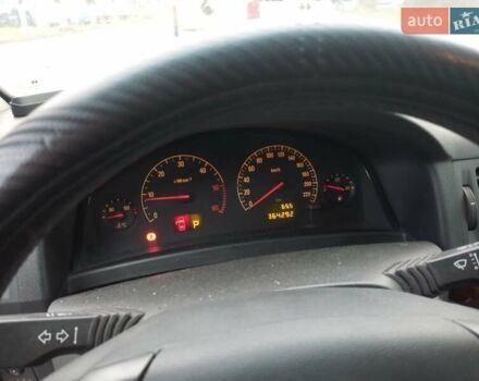 Серый Опель Вектра, объемом двигателя 2.2 л и пробегом 365 тыс. км за 4300 $, фото 5 на Automoto.ua