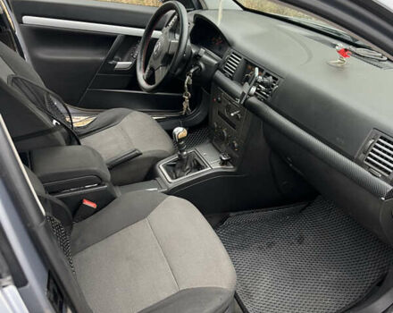 Серый Опель Вектра, объемом двигателя 2.17 л и пробегом 355 тыс. км за 3200 $, фото 15 на Automoto.ua