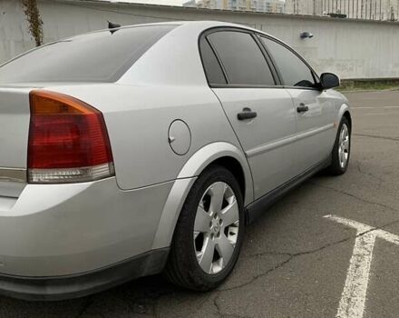 Серый Опель Вектра, объемом двигателя 2.2 л и пробегом 330 тыс. км за 4500 $, фото 3 на Automoto.ua