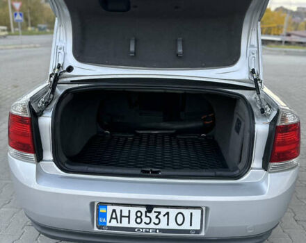 Сірий Опель Вектра, об'ємом двигуна 1.8 л та пробігом 164 тис. км за 4800 $, фото 23 на Automoto.ua
