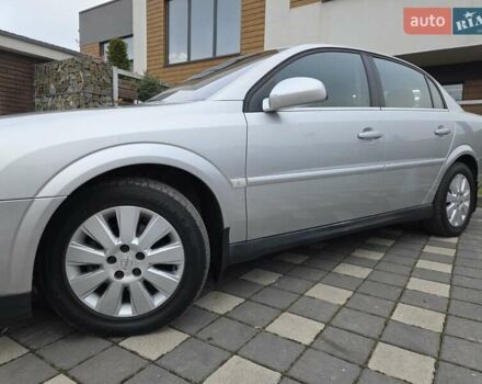 Серый Опель Вектра, объемом двигателя 2.2 л и пробегом 252 тыс. км за 4500 $, фото 7 на Automoto.ua