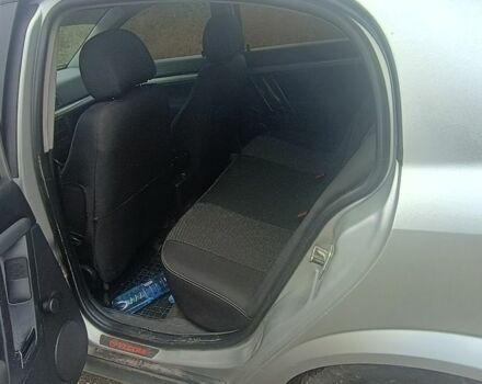 Опель Вектра 2003 в Хмельнике на Automoto.ua Серый Опель Вектра, объемом двигателя 2.2 л и пробегом 347 тыс. км за 3500 $, фото 4 на Automoto.ua