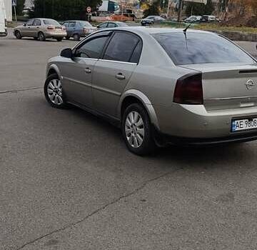 Серый Опель Вектра, объемом двигателя 2.2 л и пробегом 246 тыс. км за 3800 $, фото 3 на Automoto.ua