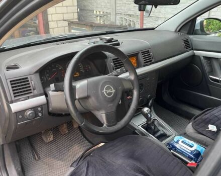 Опель Вектра 2003 у Кременчуге на Automoto.ua Сірий Опель Вектра, об'ємом двигуна 1.8 л та пробігом 292 тис. км за 3900 $, фото 4 на Automoto.ua
