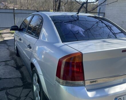 Серый Опель Вектра, объемом двигателя 2.2 л и пробегом 284 тыс. км за 3499 $, фото 4 на Automoto.ua