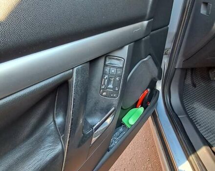 Сірий Опель Вектра, об'ємом двигуна 1.8 л та пробігом 353 тис. км за 4700 $, фото 12 на Automoto.ua