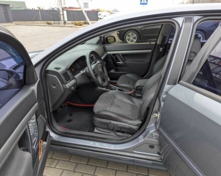 Серый Опель Вектра, объемом двигателя 1.8 л и пробегом 281 тыс. км за 3299 $, фото 16 на Automoto.ua