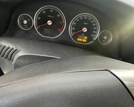 Опель Вектра 2003 в Хмельницком на Automoto.ua Серый Опель Вектра, объемом двигателя 2 л и пробегом 300 тыс. км за 3999 $, фото 6 на Automoto.ua