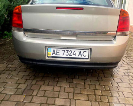 Сірий Опель Вектра, об'ємом двигуна 1.8 л та пробігом 247 тис. км за 4400 $, фото 2 на Automoto.ua