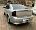 Серый Опель Вектра, объемом двигателя 2 л и пробегом 373 тыс. км за 4000 $, фото 5 на Automoto.ua