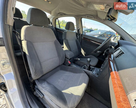 Опель Вектра 2003 в Стрые на Automoto.ua Серый Опель Вектра, объемом двигателя 2.2 л и пробегом 251 тыс. км за 4300 $, фото 30 на Automoto.ua